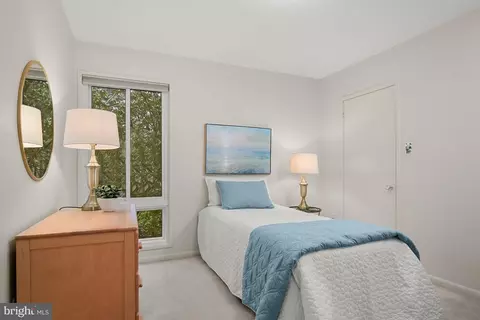 Bedroom - 33 Eldwick Ct, Potomac, MD 20854 photo 1 of 5