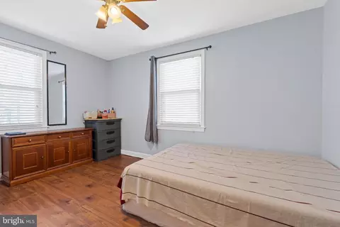 Bedroom - 2908 Dawson Ave, Silver Spring, MD 20902 photo 3 of 11