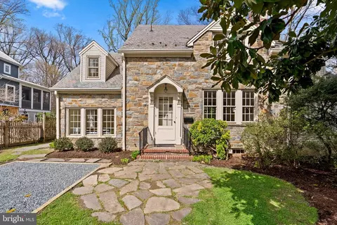 1203 Highland Dr, Silver Spring, MD 20910