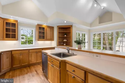 Kitchen - 1203 Highland Dr, Silver Spring, MD 20910 photo 4 of 6