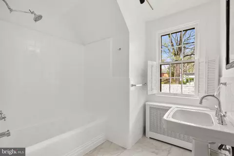 Bath - 1203 Highland Dr, Silver Spring, MD 20910 photo 2 of 5