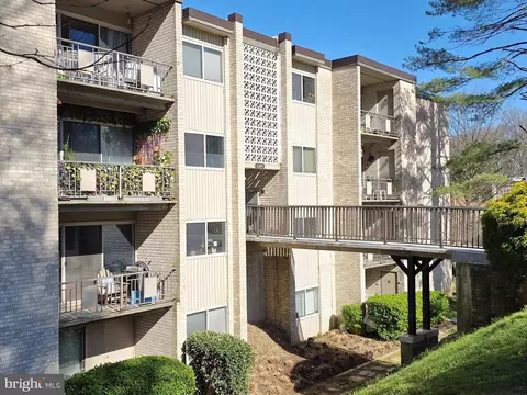 12301 Braxfield Ct #370, Rockville, MD 20852