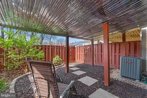 Exterior - 2946 Schoolhouse Cir, Silver Spring, MD 20902 photo 5 of 7