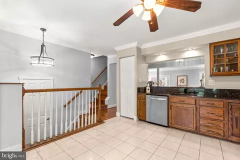 Kitchen - 2946 Schoolhouse Cir, Silver Spring, MD 20902 photo 3 of 4