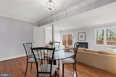 Dining - 2946 Schoolhouse Cir, Silver Spring, MD 20902 photo 2 of 2