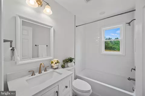 3116 Regina Dr, Silver Spring, MD 20906 photo 8