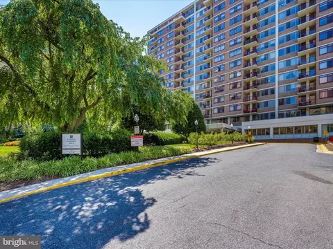 Exterior - 1220 Blair Mill Rd #107, Silver Spring, MD 20910 photo 6 of 8