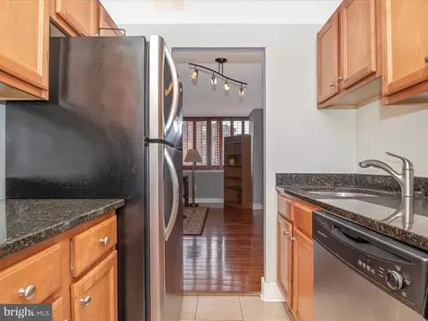 Kitchen - 1220 Blair Mill Rd #107, Silver Spring, MD 20910 photo 3 of 4