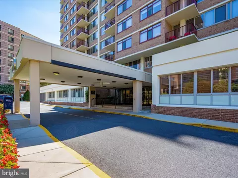 Exterior - 1220 Blair Mill Rd #107, Silver Spring, MD 20910 photo 5 of 8