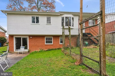 Exterior - 921 Loxford Ter, Silver Spring, MD 20901 photo 4 of 5