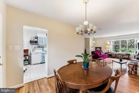 Dining - 921 Loxford Ter, Silver Spring, MD 20901 photo 2 of 2