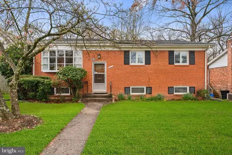 921 Loxford Ter, Silver Spring, MD 20901