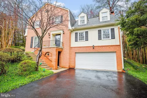 11229 Fall River Ct, Potomac, MD 20854