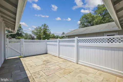 15202 Hyde Park Dr #36-B, Silver Spring, MD 20906 photo 36