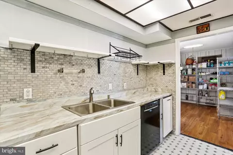 15202 Hyde Park Dr #36-B, Silver Spring, MD 20906 photo 10