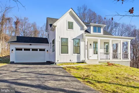 215 Central Ave, Gaithersburg, MD 20877