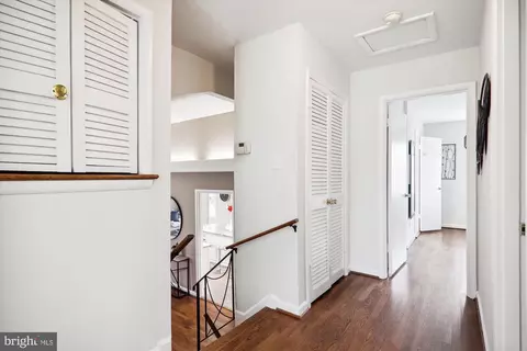 Entry Way - 10810 Meadowhill Rd, Silver Spring, MD 20901 photo 1 of 2