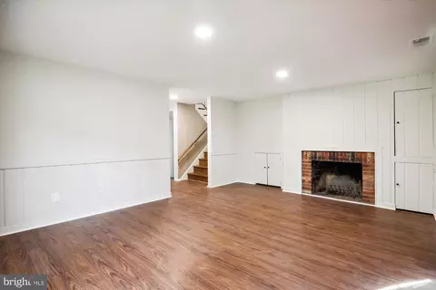 Living - 10810 Meadowhill Rd, Silver Spring, MD 20901 photo 4 of 4