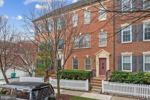 495 Chestertown St, Gaithersburg, MD 20878