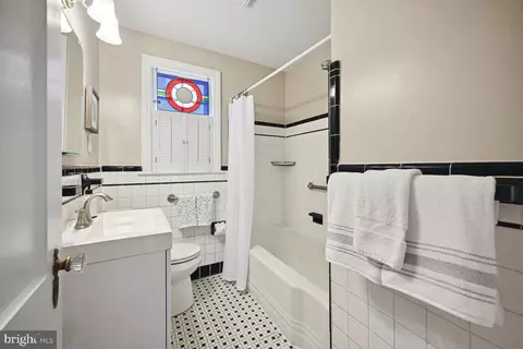Bath - 9939 Moss Ave, Silver Spring, MD 20901 photo 1 of 2