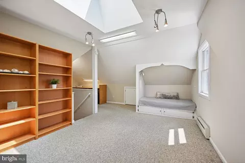 Bedroom - 9939 Moss Ave, Silver Spring, MD 20901 photo 2 of 2