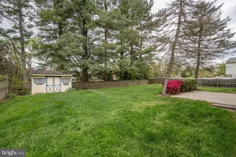 Exterior - 14808 Mistletoe Ct, Silver Spring, MD 20905 photo 6 of 12