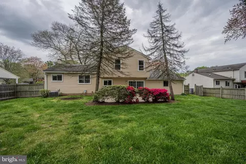 Exterior - 14808 Mistletoe Ct, Silver Spring, MD 20905 photo 11 of 12