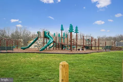 View/Area - 19508 Wootton Ave, Poolesville, MD 20837 photo 3 of 5