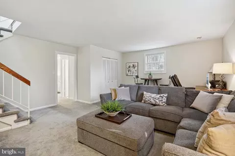 Living - 19508 Wootton Ave, Poolesville, MD 20837 photo 6 of 7