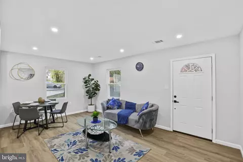 Living - 2800 Sheraton St, Silver Spring, MD 20906 photo 1 of 6