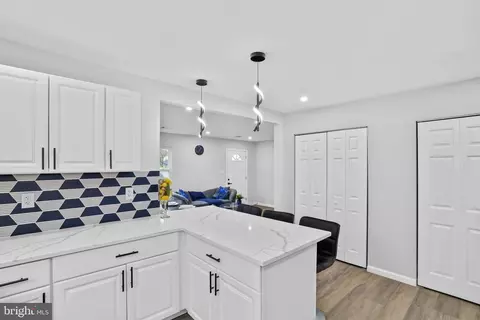 Kitchen - 2800 Sheraton St, Silver Spring, MD 20906 photo 2 of 5