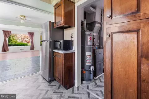 Kitchen - 2206 Prichard Rd, Silver Spring, MD 20902 photo 3 of 4