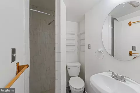 Bath - 2206 Prichard Rd, Silver Spring, MD 20902 photo 1 of 1