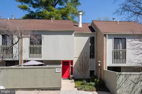 5208 Pooks Hill Rd #C-19, Bethesda, MD 20814