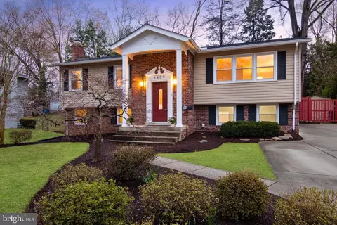 5409 Manorfield Rd, Rockville, MD 20853