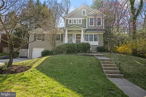 7714 Maryknoll Ave, Bethesda, MD 20817