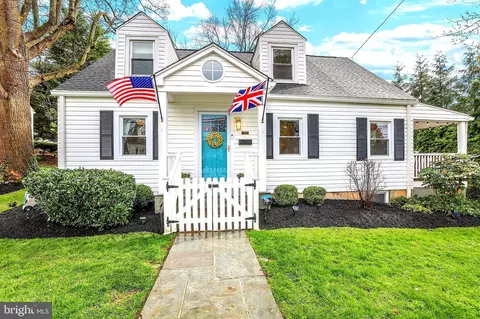 3526 Nimitz Rd, Kensington, MD 20895