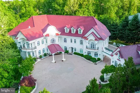11824 Centurion Way, Potomac, MD 20854