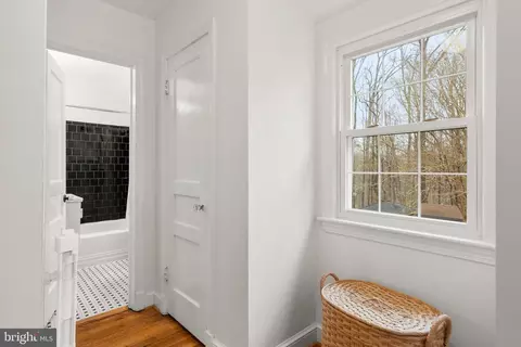 Entry Way - 10115 Big Rock Rd, Silver Spring, MD 20901 photo 2 of 2