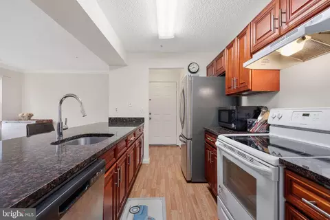 Kitchen - 2609 Camelback Ln #6-11, Silver Spring, MD 20906 photo 6 of 7