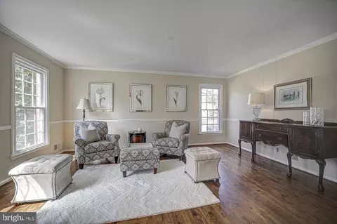 Living - 9 Sunrise Ct, Potomac, MD 20854 photo 1 of 5