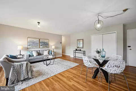 Living - 9736 Glen Ave #203-97, Silver Spring, MD 20910 photo 2 of 2