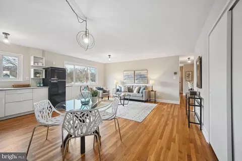 9736 Glen Ave #203-97, Silver Spring, MD 20910