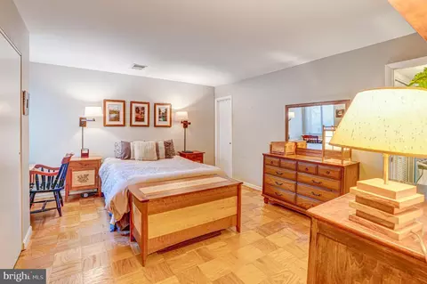 9907 Blundon Dr #5-101, Silver Spring, MD 20902 photo 8