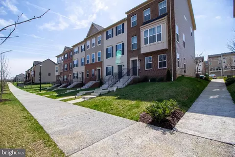 22730 Observation Dr, Clarksburg, MD 20871