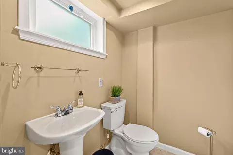 Bath - 10608 Shady Cir, Silver Spring, MD 20903 photo 4 of 4