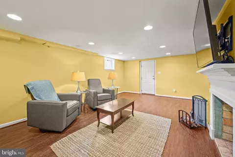 Living - 10608 Shady Cir, Silver Spring, MD 20903 photo 8 of 11