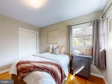 Bedroom - 10608 Shady Cir, Silver Spring, MD 20903 photo 4 of 5