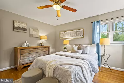 Bedroom - 10608 Shady Cir, Silver Spring, MD 20903 photo 2 of 5