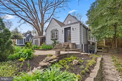 Exterior - 505 Ellsworth Dr, Silver Spring, MD 20910 photo 12 of 16